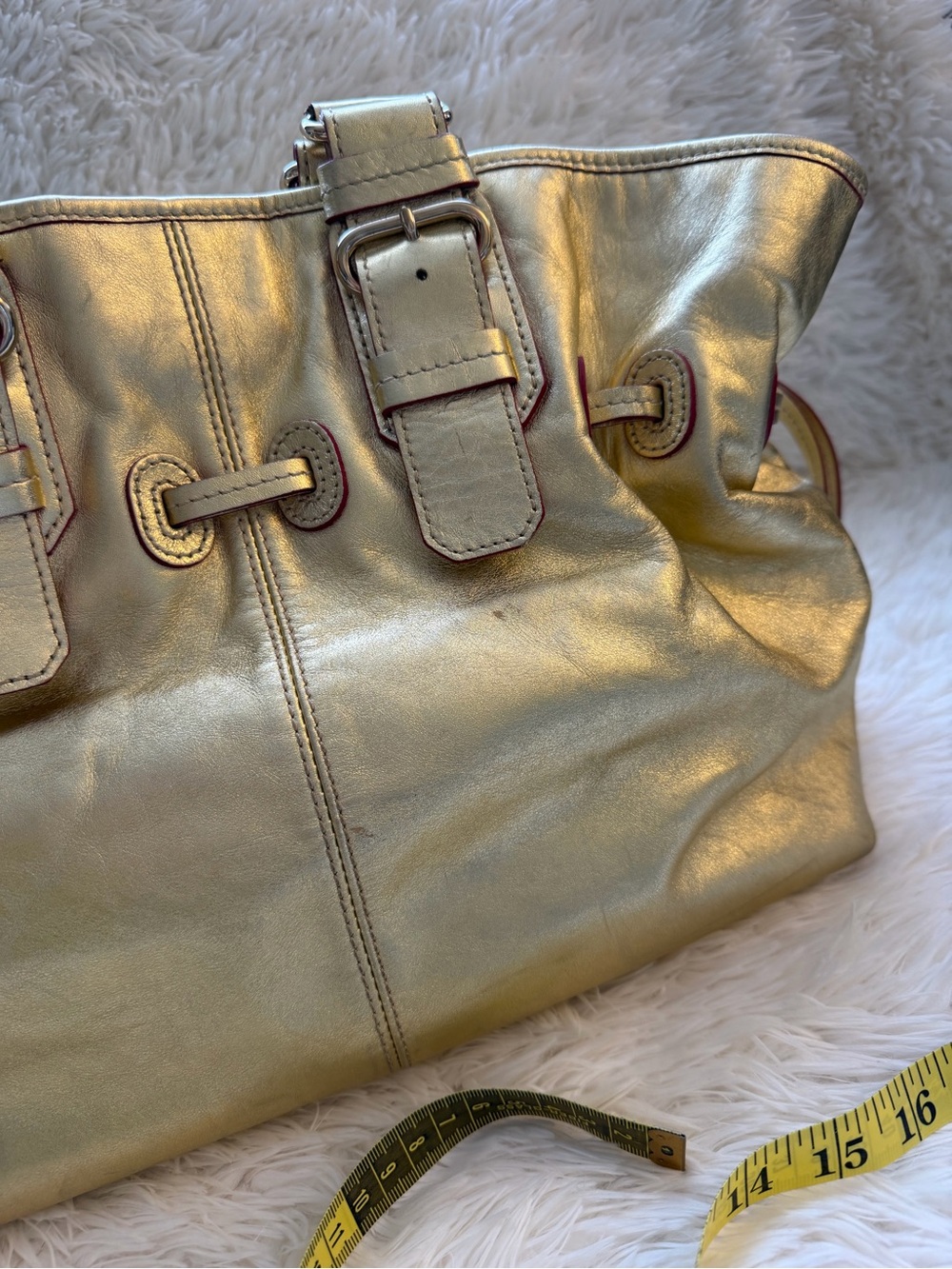 Dooney & Bourke Rare Metallic Gold Leather w/ Drawstring Shoulder Bag - Picture 11 of 15